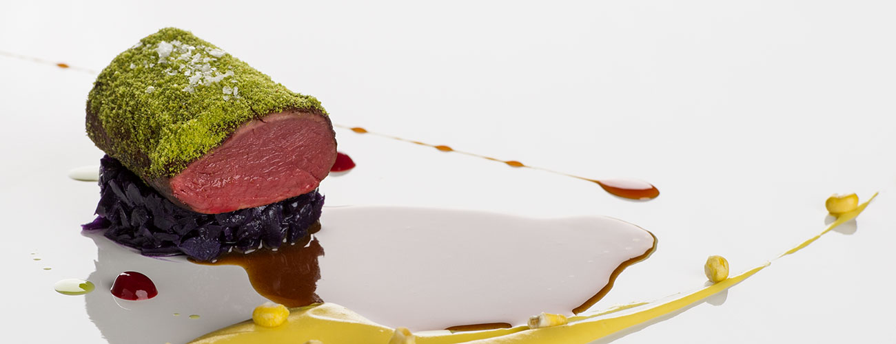 Fillet in herb crust: gourmet creation in the restaurant Lchimpl